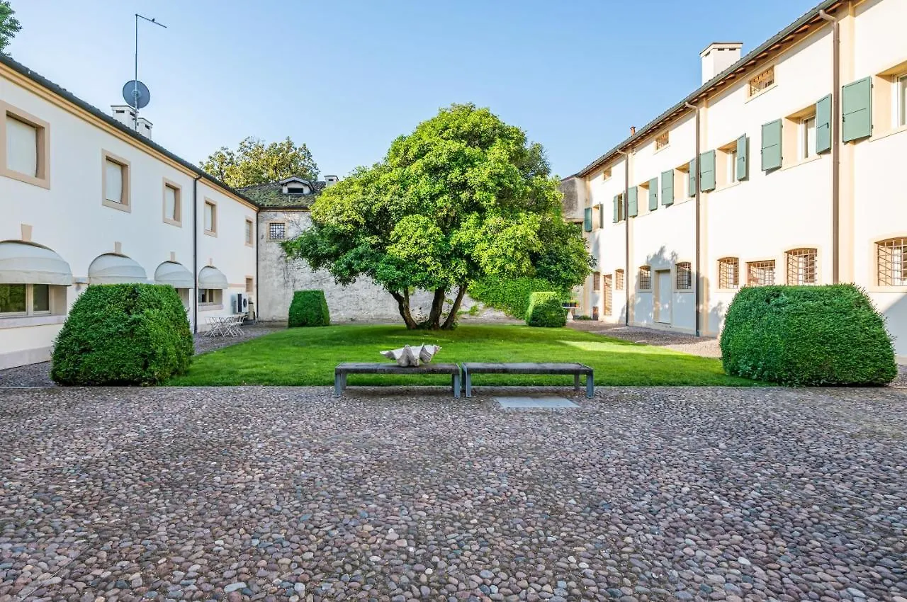 Elegant & Superior Scuderia Villa Molin Villa Osti 公寓