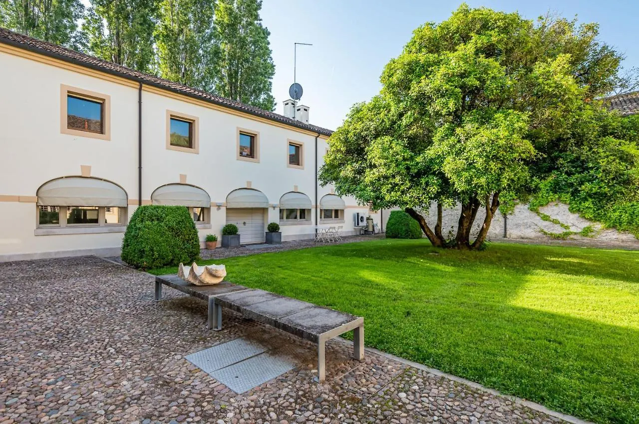 Elegant & Superior Scuderia Villa Molin Villa Osti
