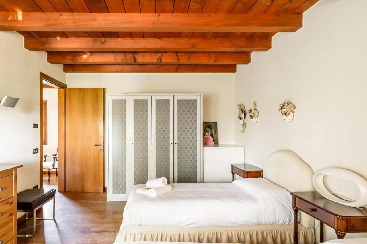 Elegant & Superior Scuderia Villa Molin Villa Osti 0*,
